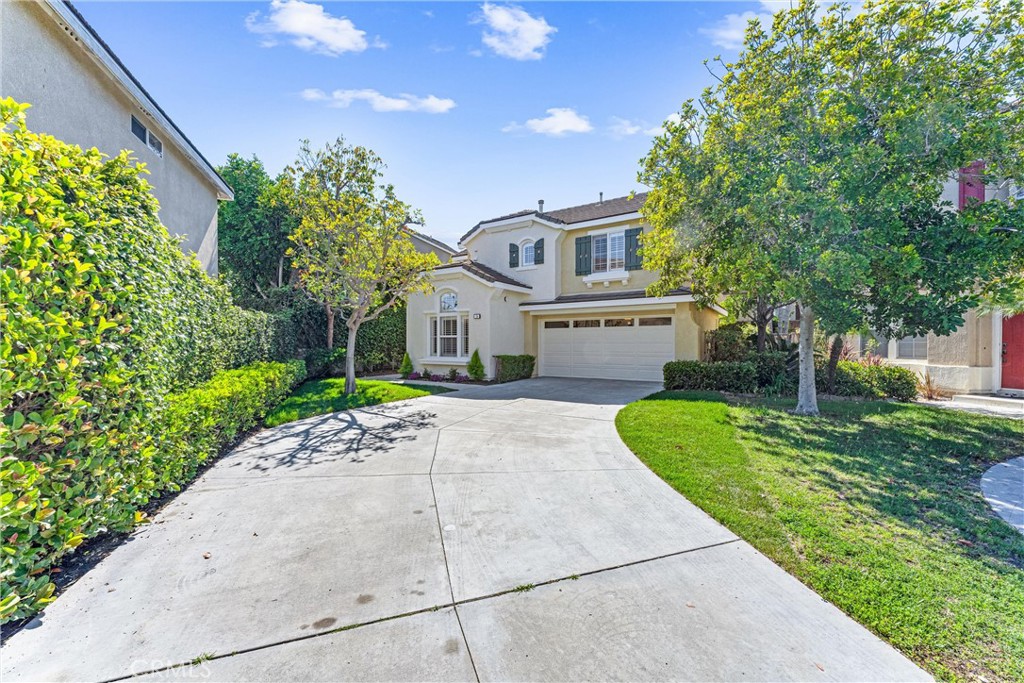 Long sweeping driveway - 5 Gala Court, Aliso Viejo CA 92656 - photo 1