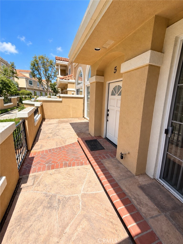 Private Patio - 5 Opera, Aliso Viejo CA 92656 - photo 2