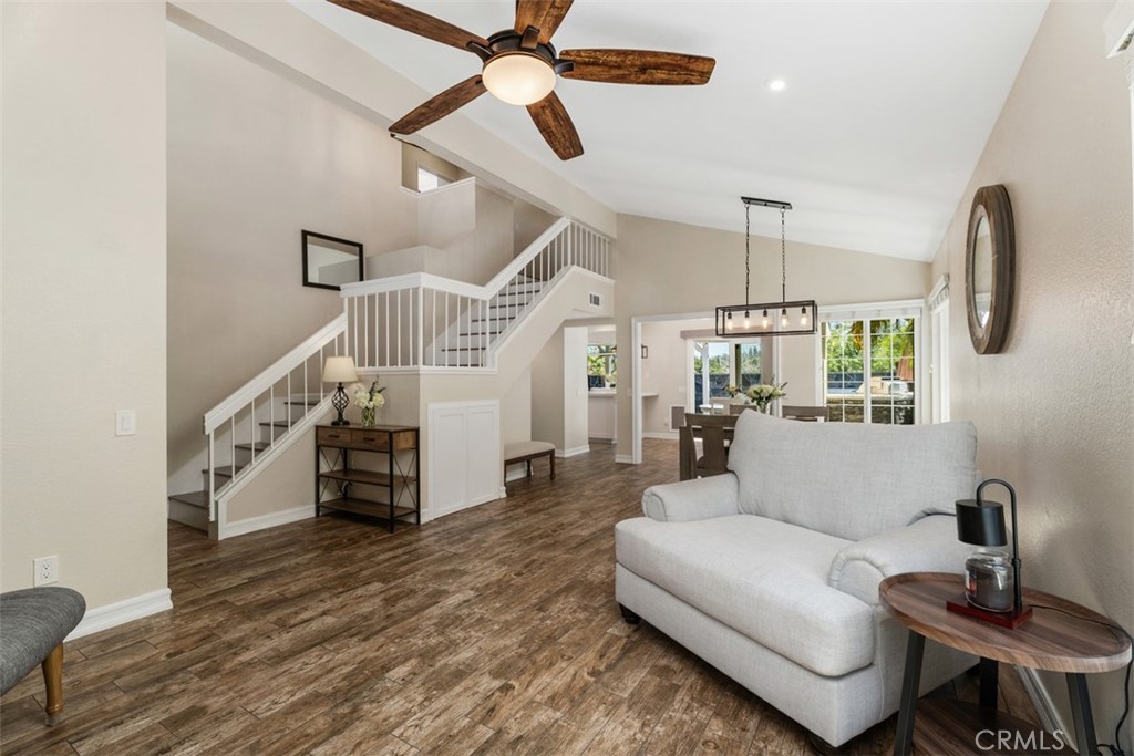 Living Room - 6 Briarglenn, Aliso Viejo CA 92656 - photo 3