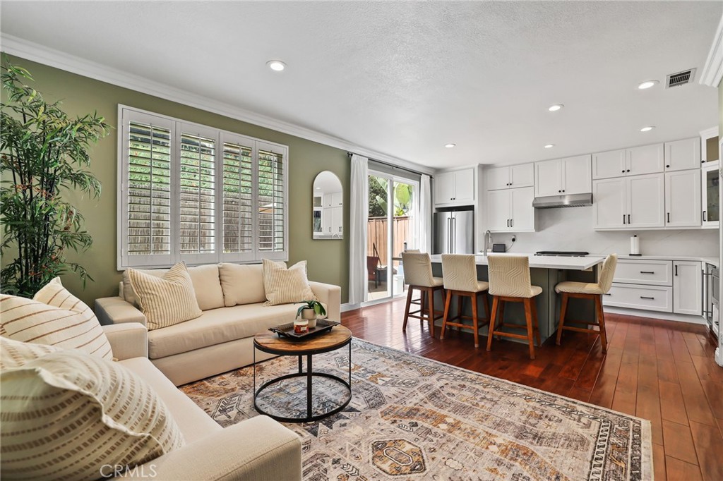 61 Rue Du Chateau 21, Aliso Viejo CA 92656 - photo 1