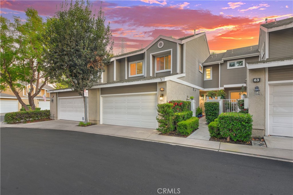 65 Sandalwood 105, Aliso Viejo CA 92656 - photo 1