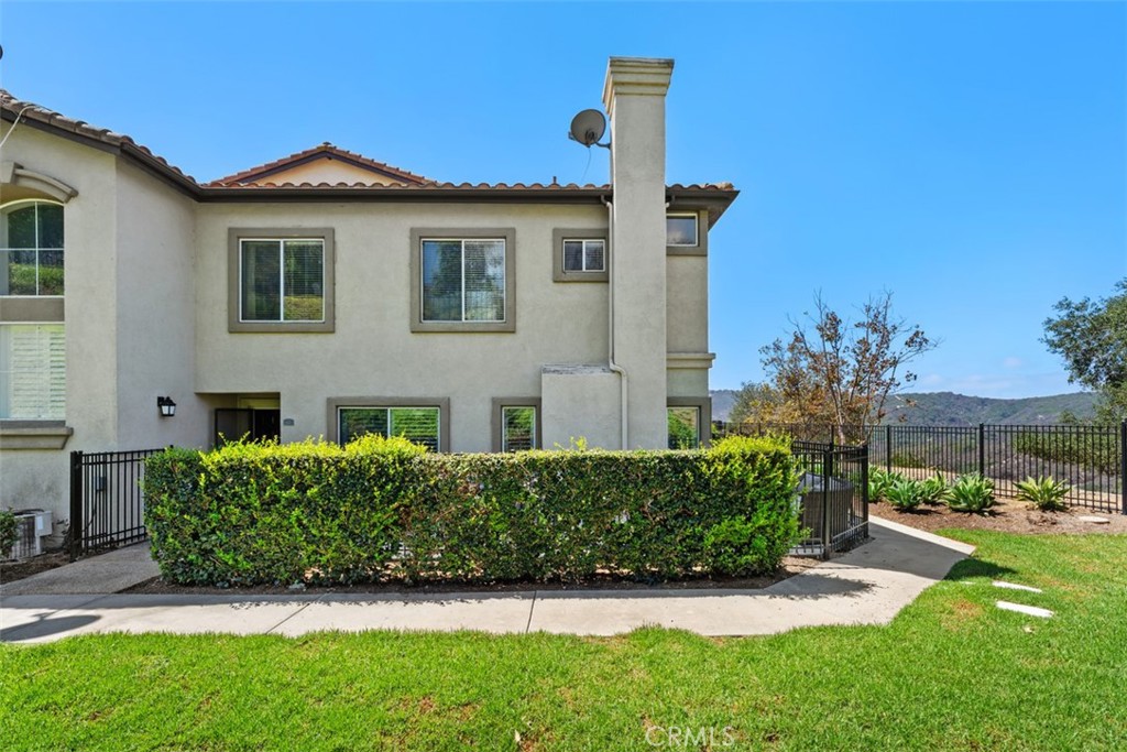 65 Vellisimo, Aliso Viejo CA 92656 - photo 4