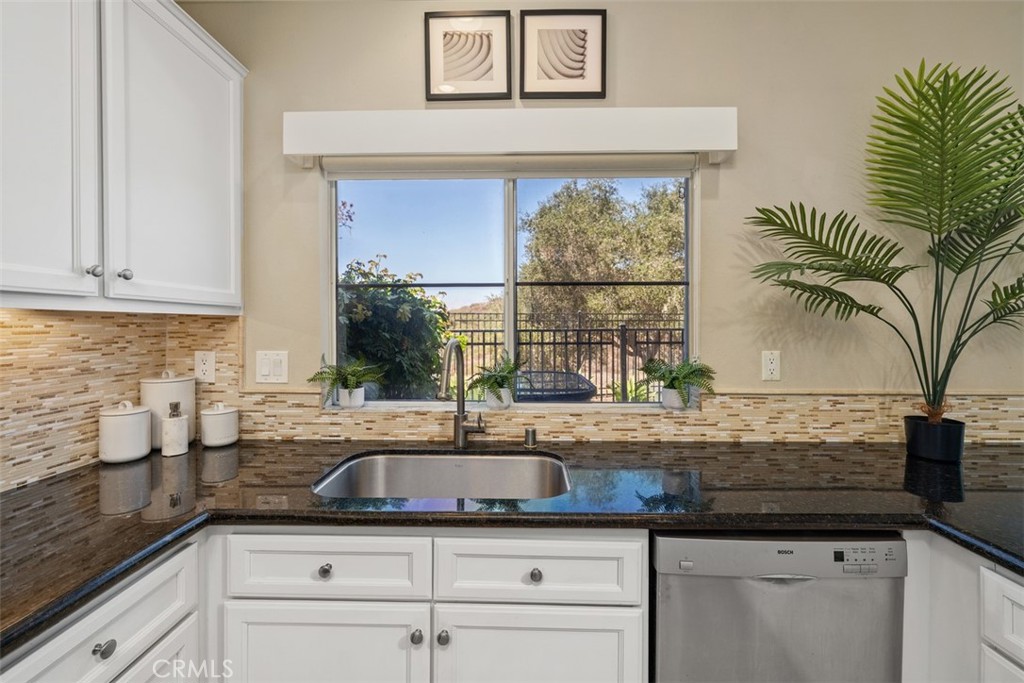 65 Vellisimo, Aliso Viejo CA 92656 - photo 27