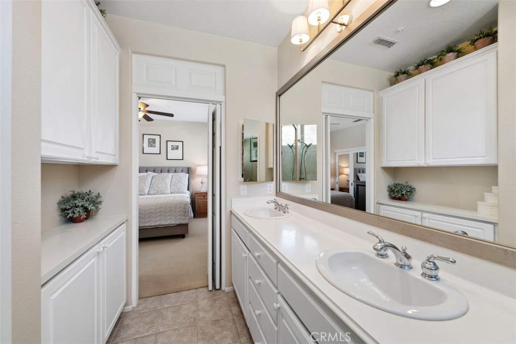 65 Vellisimo, Aliso Viejo CA 92656 - photo 38