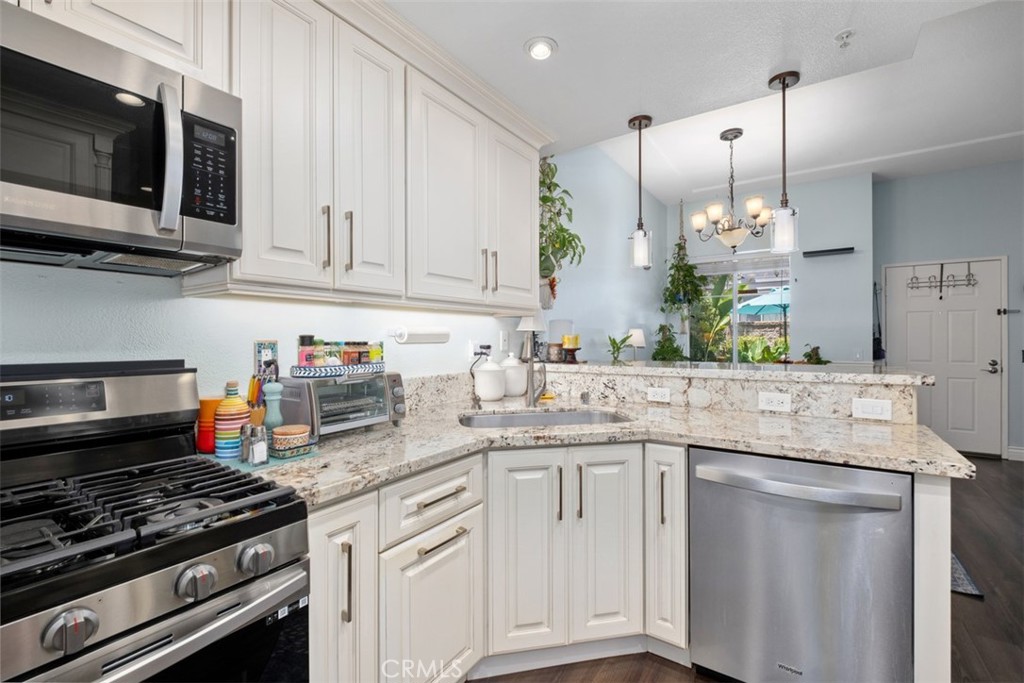 67 Carlsbad, Aliso Viejo CA 92656 - photo 3