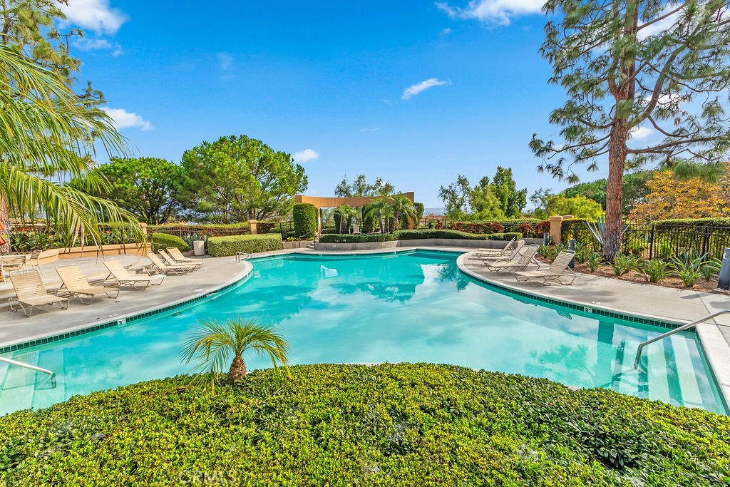 Resort like amenities, pool and spa area. - 68 Verdin Lane, Aliso Viejo CA 92656 - photo 18