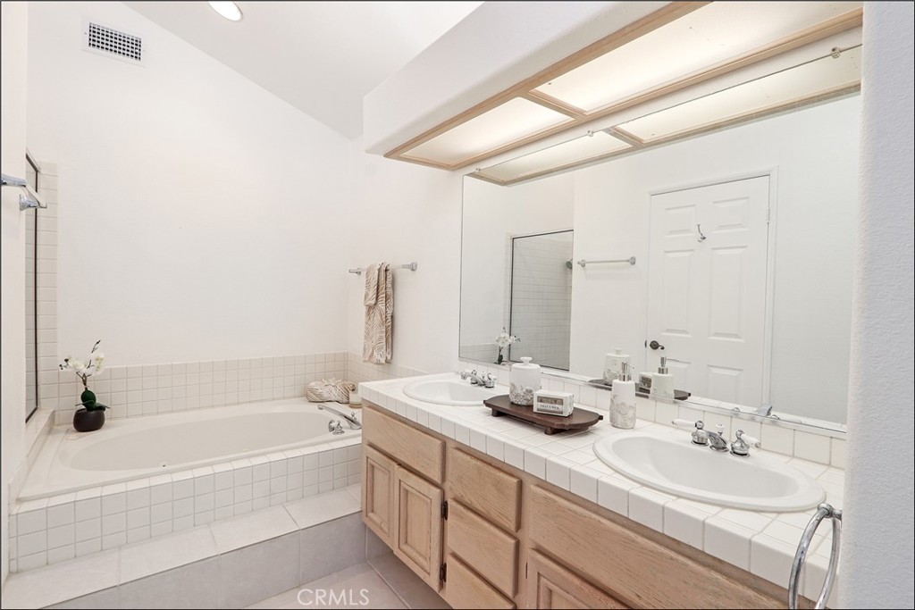 7 Cellini, Aliso Viejo CA 92656 - photo 21