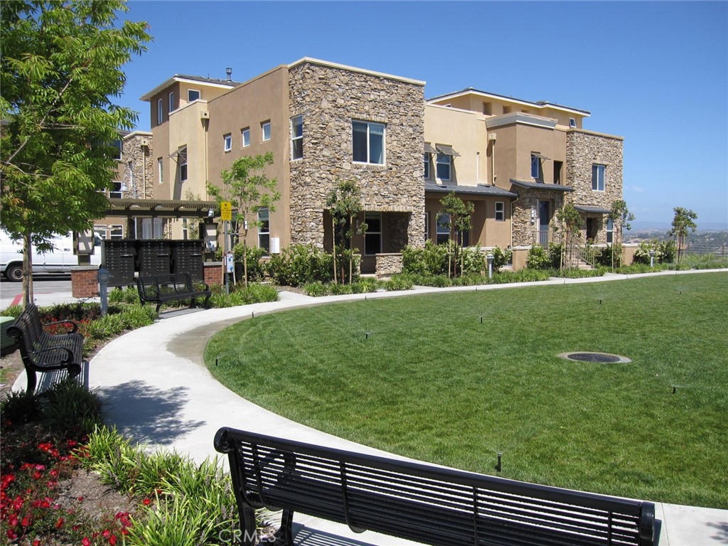 sought after corner unit - 7 Colonial Way 57, Aliso Viejo CA 92656 - photo 1