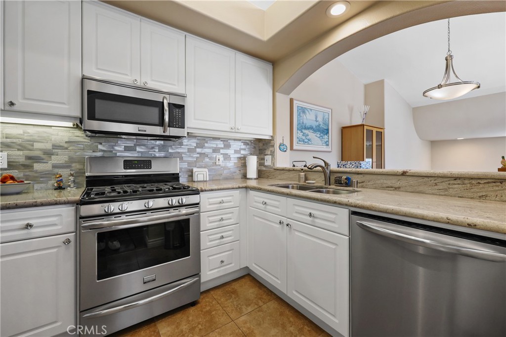 7 Emeraude, Aliso Viejo CA 92656 - photo 11