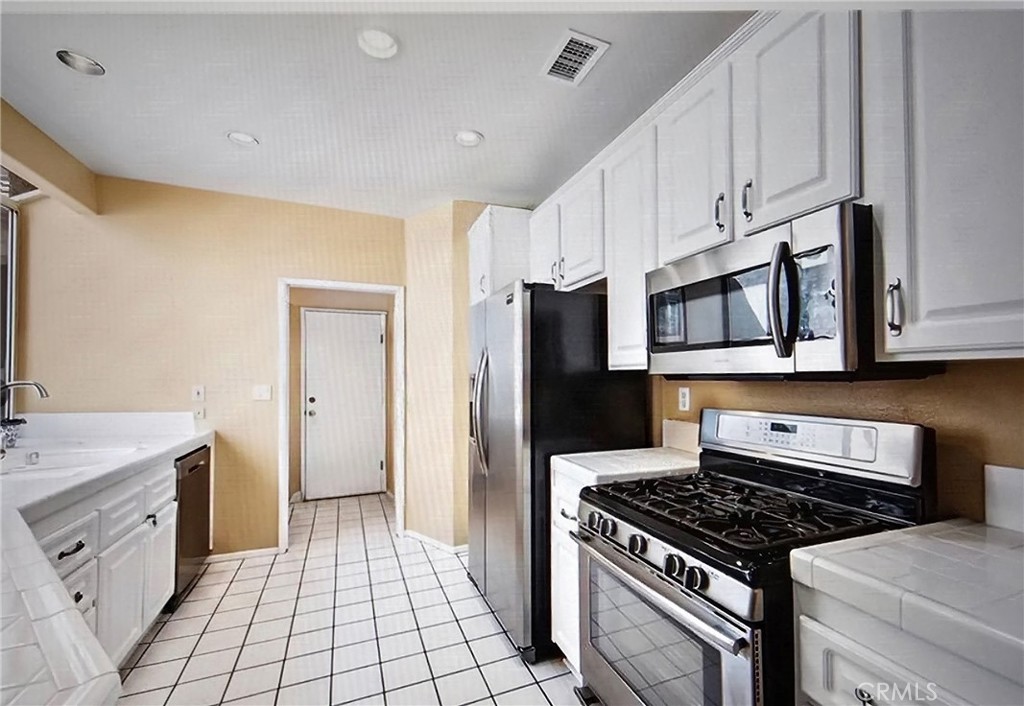 7 Headland, Aliso Viejo CA 92656 - photo 2