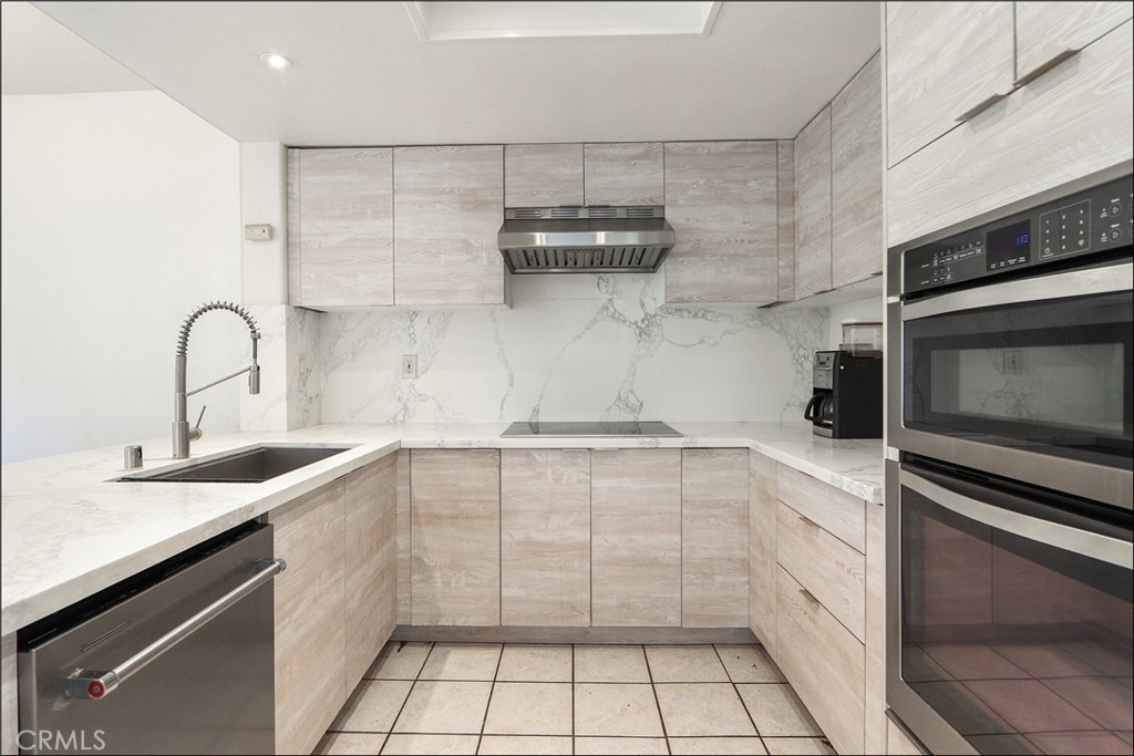 73 Giotto, Aliso Viejo CA 92656 - photo 8