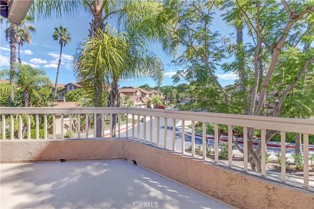 79 Conch Reef, Aliso Viejo CA 92656 - photo 2