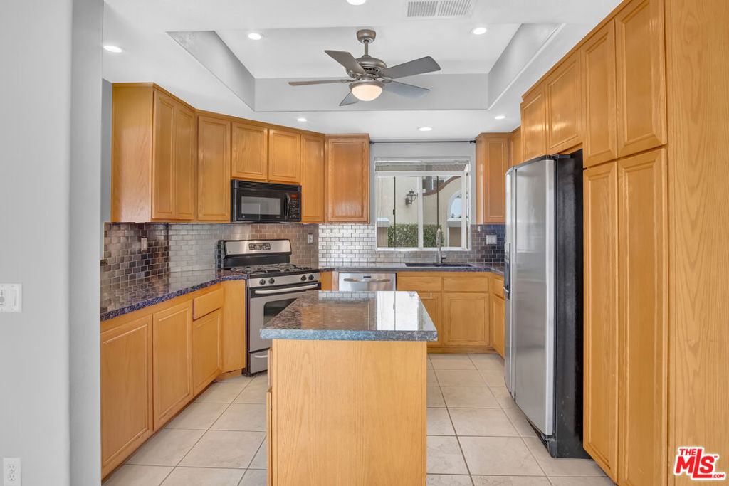 8 Sagunto, Aliso Viejo CA 92656 - photo 3