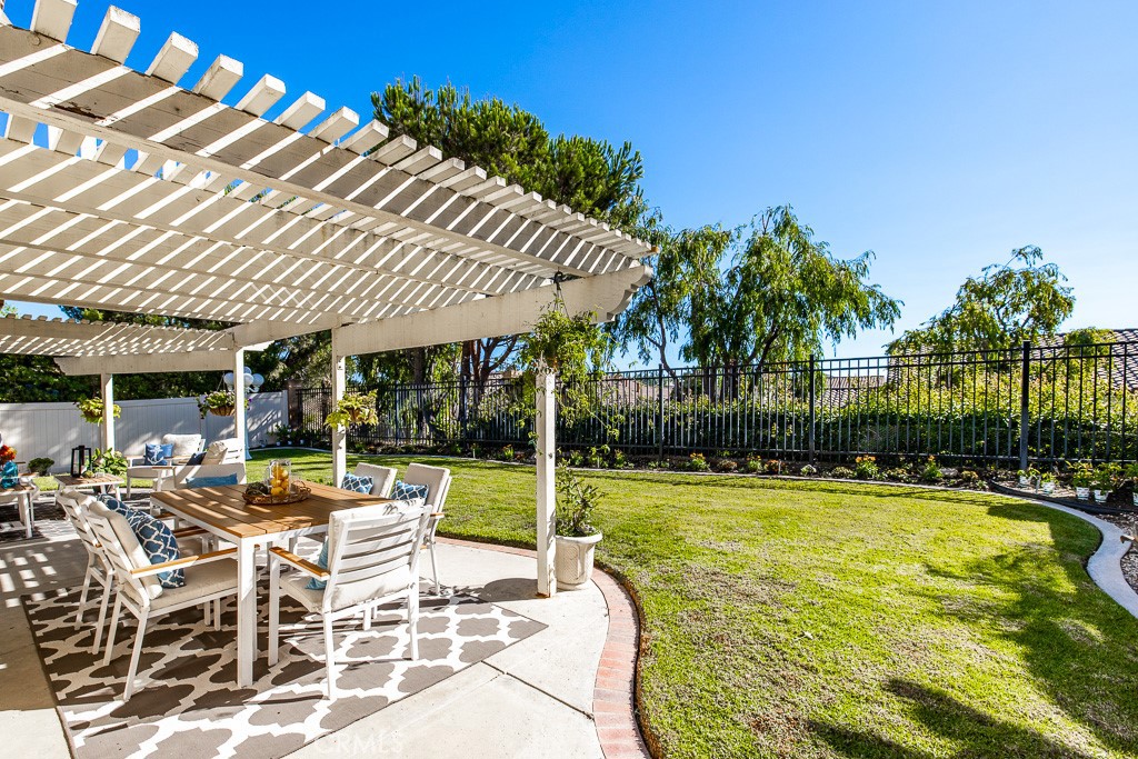 8 Thornbird, Aliso Viejo CA 92656 - photo 1