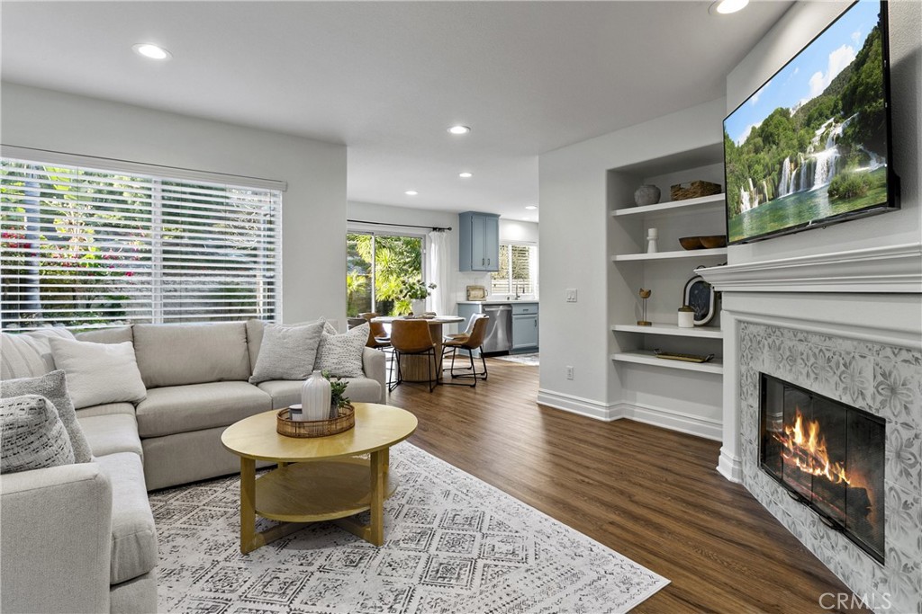 81 Plateau, Aliso Viejo CA 92656 - photo 2