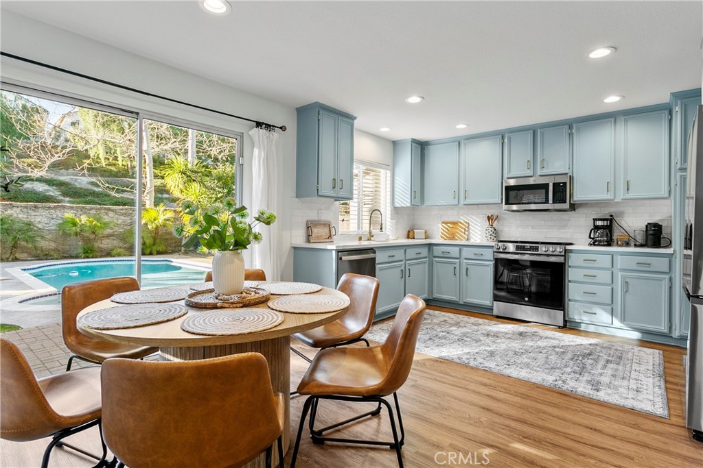 81 Plateau, Aliso Viejo CA 92656 - photo 4