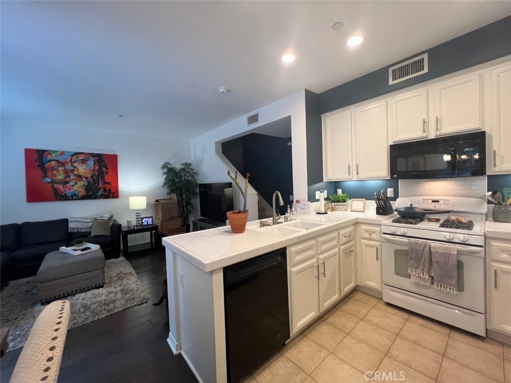 84 Playa Circle, Aliso Viejo CA 92656 - photo 1