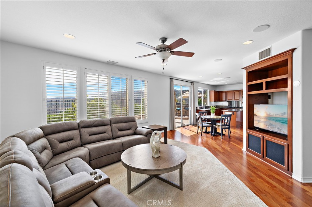 86 Endless, Aliso Viejo CA 92656 - photo 3
