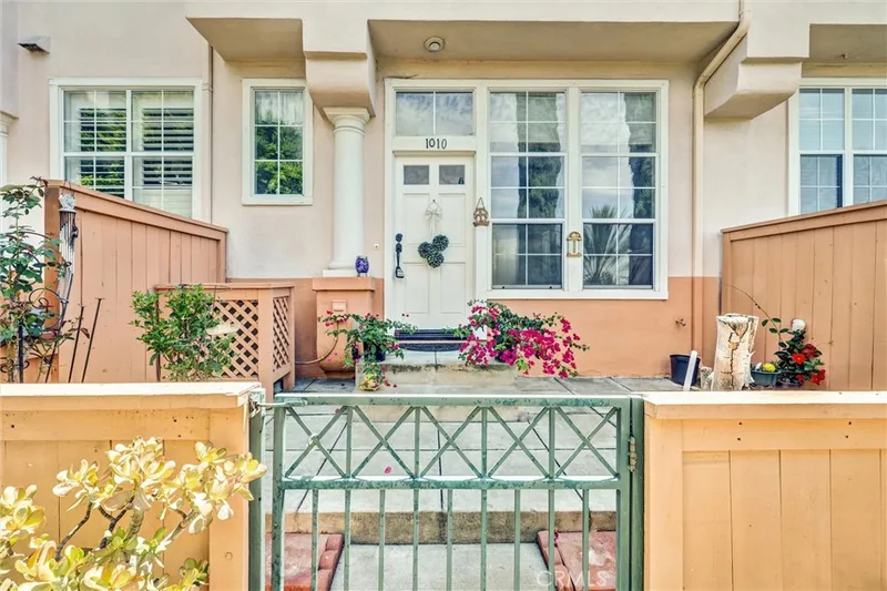1010 S Volterra, Anaheim Hills