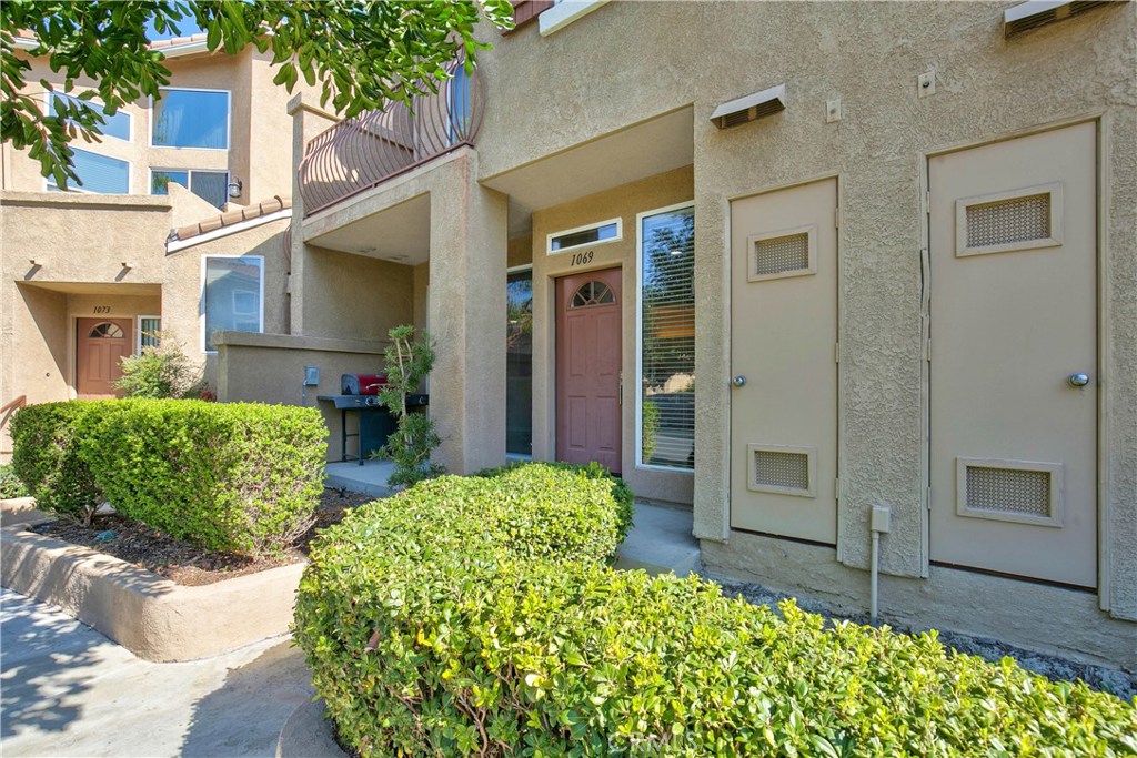 Another view of front of condo - 1069 S Positano, Anaheim Hills CA 92808 - photo 21