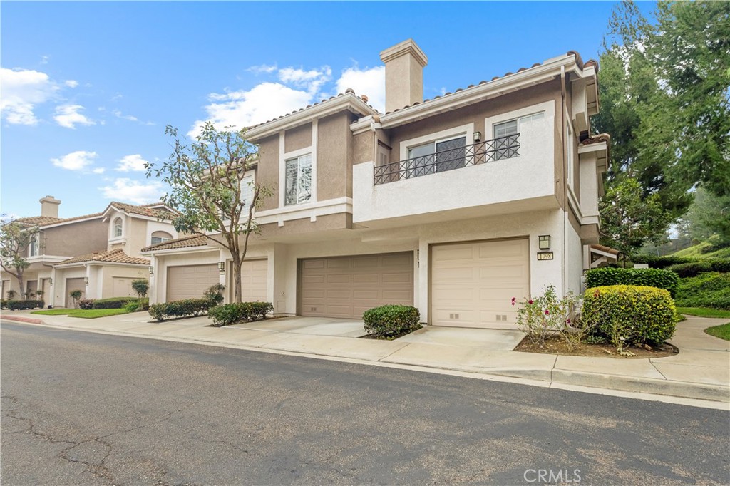 1098 S Sundance, Anaheim Hills CA 92808 - photo 1