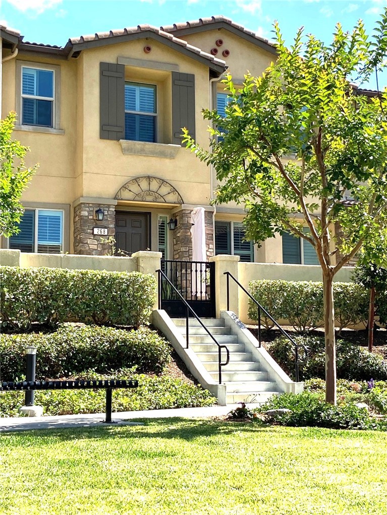 Welcome home - 268 S Auburn Heights, Anaheim Hills CA 92807 - photo 1