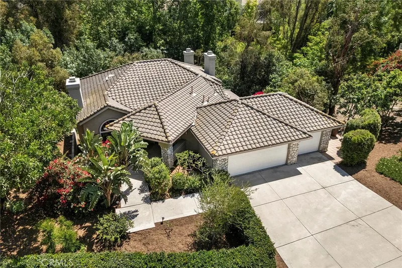 334 S Whitestone, Anaheim Hills, CA 92807