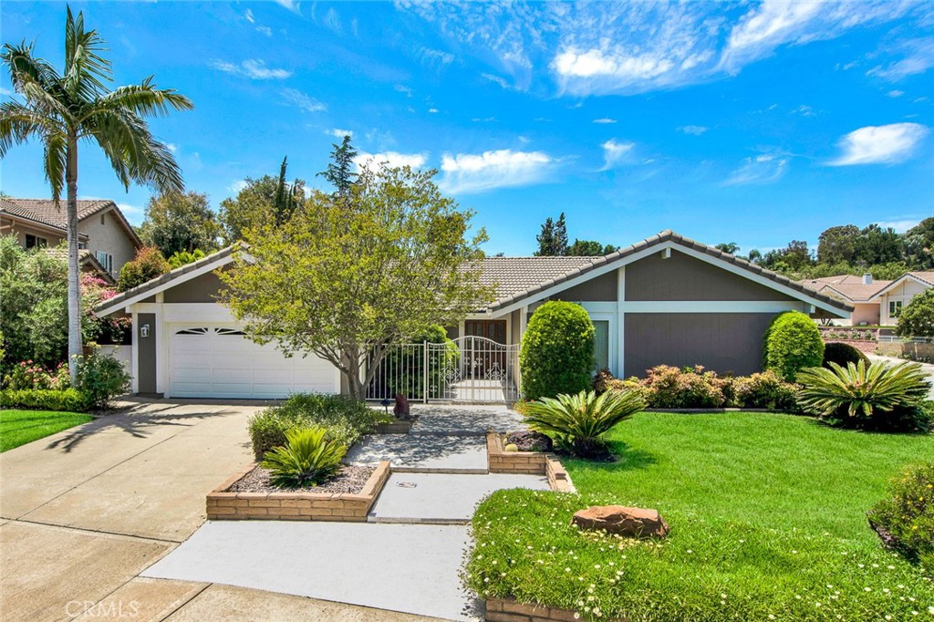 Beautiful curb appeal - 421 S Westridge Circle, Anaheim Hills CA 92807 - photo 1