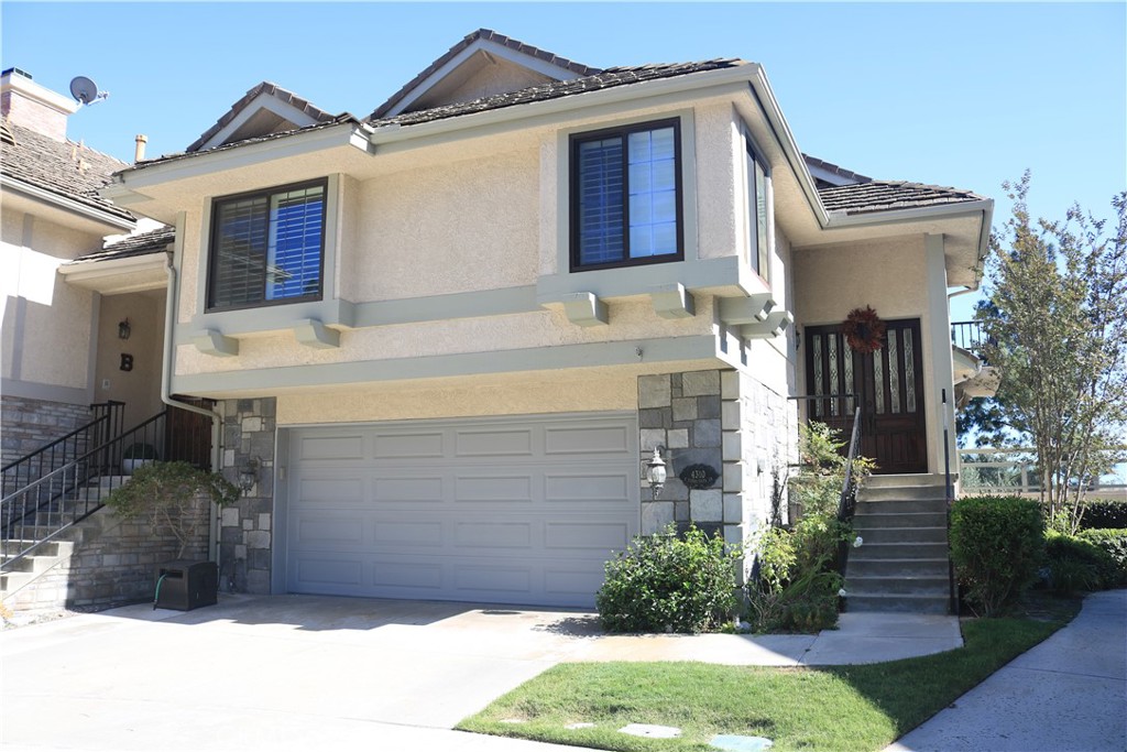 4310 E Terra Vista Ln, Anaheim Hills CA 92807 - photo 1