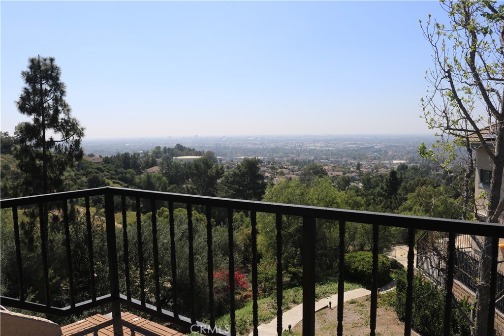 4310 E Terra Vista Ln, Anaheim Hills CA 92807 - photo 3