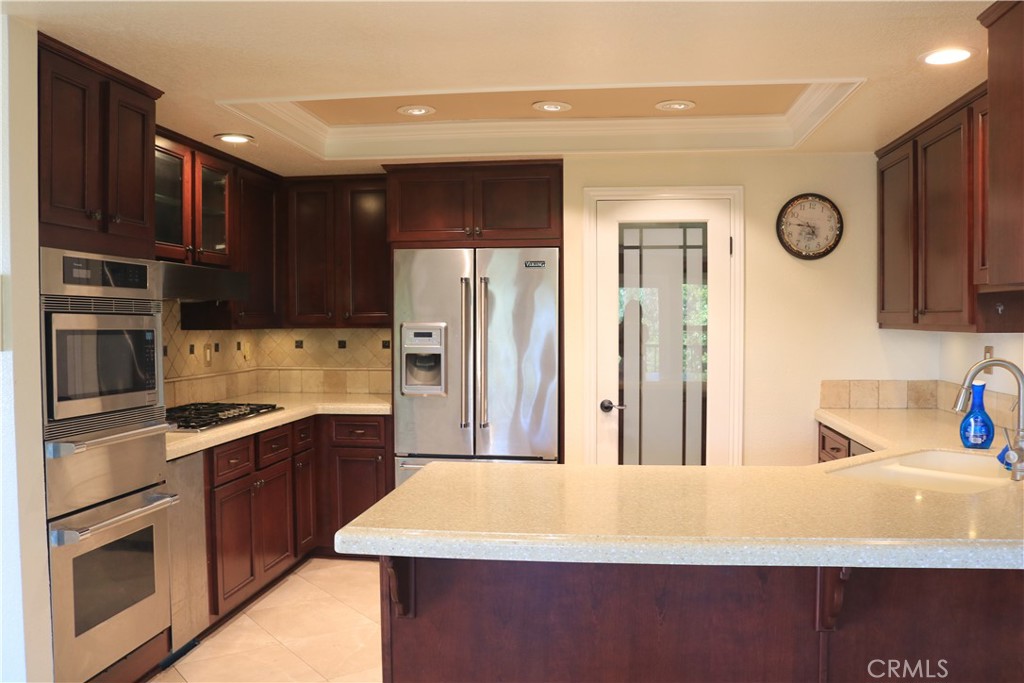 4310 E Terra Vista Ln, Anaheim Hills CA 92807 - photo 11