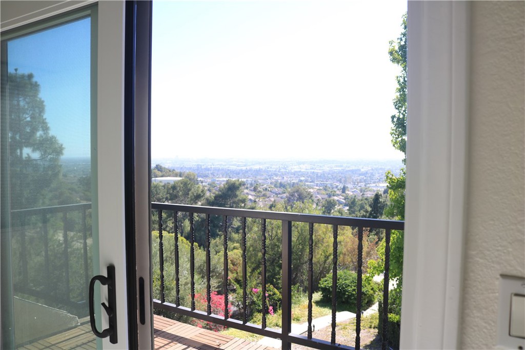 4310 E Terra Vista Ln, Anaheim Hills CA 92807 - photo 25