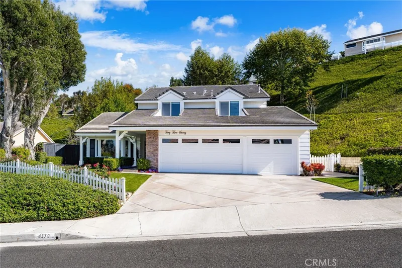 4370 E Lamp Post Way, Anaheim Hills, CA 92807