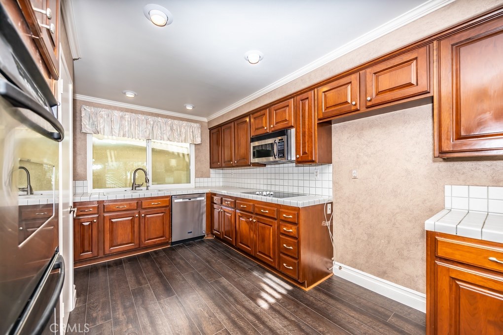 4711 E Fairfield Street, Anaheim Hills CA 92807 - photo 20