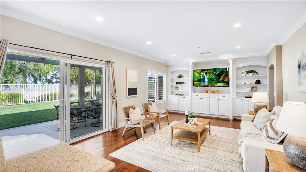 475 S Laureltree, Anaheim Hills CA 92808 - photo 11