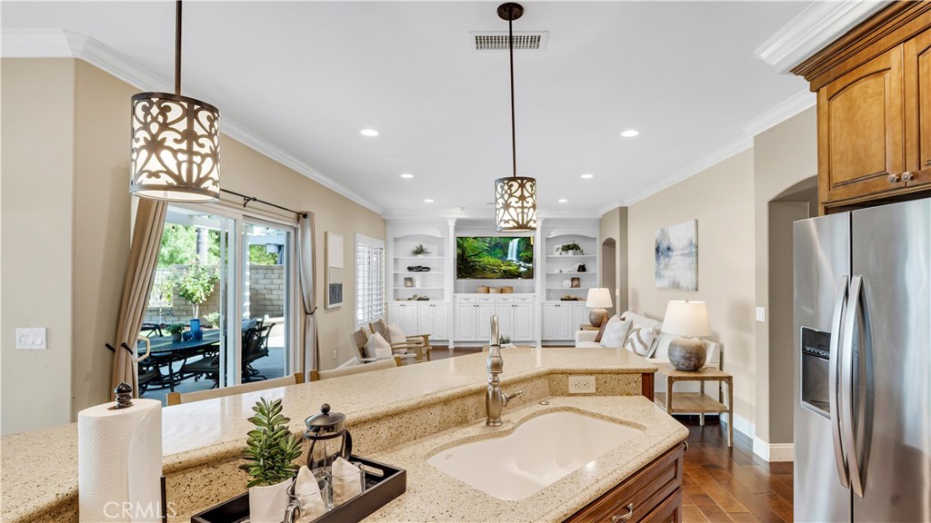 475 S Laureltree, Anaheim Hills CA 92808 - photo 18