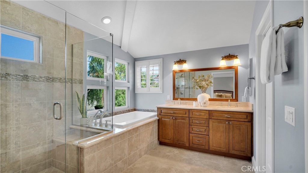 Primary bathroom - 475 S Laureltree, Anaheim Hills CA 92808 - photo 31