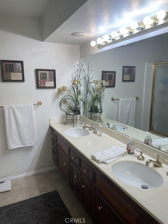 5227 Fern haven, Anaheim Hills CA 92807 - photo 3