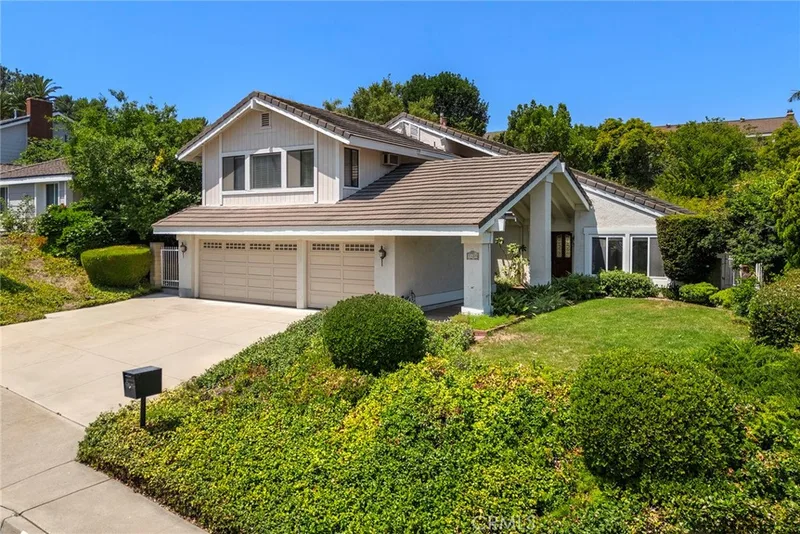 5409 Willowick Circle, Anaheim Hills, CA 92807