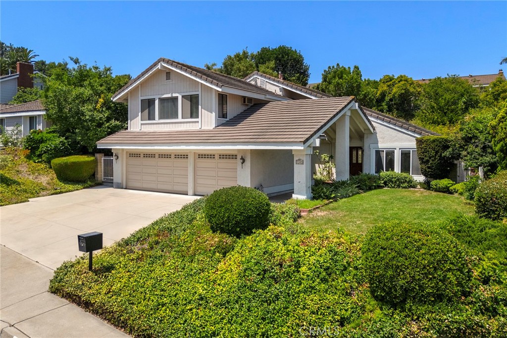 5409 Willowick Circle, Anaheim Hills CA 92807 - photo 1