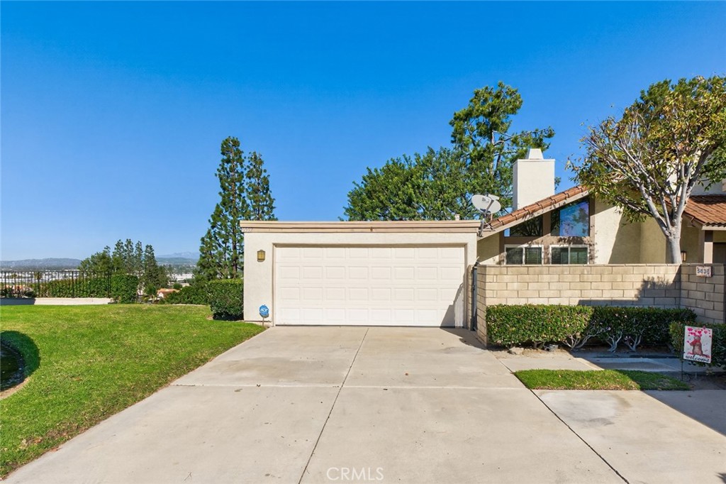 5532 E Vista Del Este, Anaheim Hills CA 92807 - photo 1