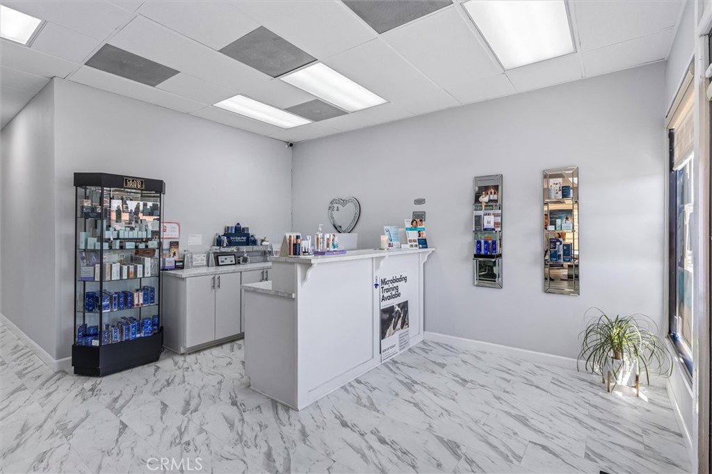 5642 211 E La Palma Avenue, Anaheim Hills CA 92807 - photo 2