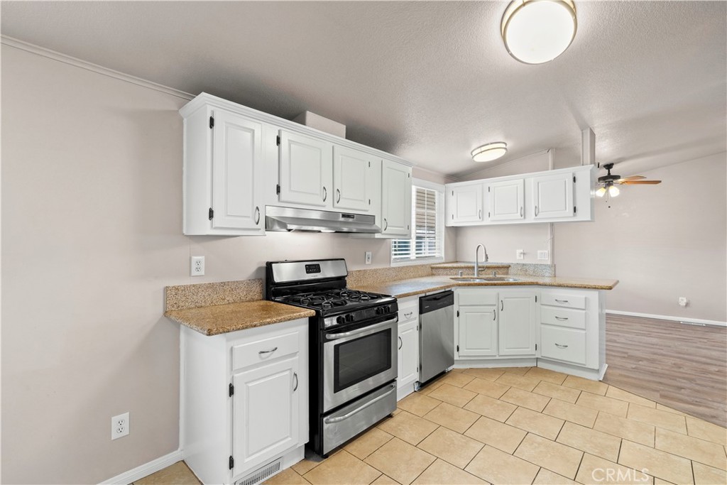 5815 E La Palma 49, Anaheim Hills CA 92807 - photo 6