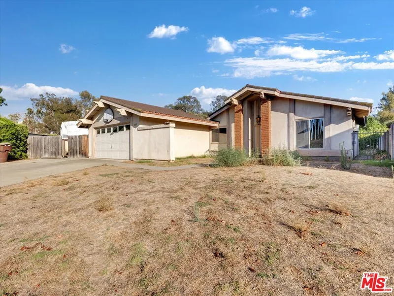 6022 E Prado Circle, Anaheim Hills, CA 92807