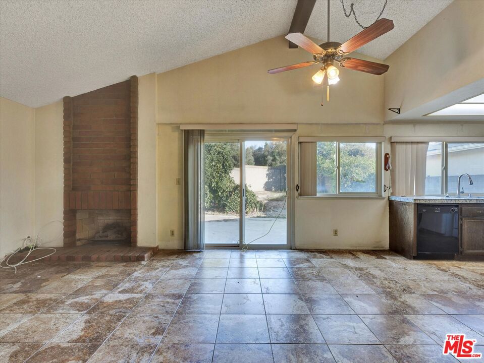 6022 E Prado Circle, Anaheim Hills CA 92807 - photo 9