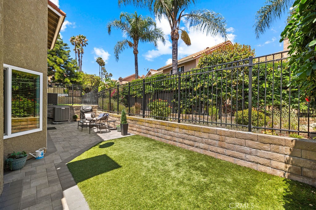 6041 E Queens Drive, Anaheim Hills CA 92807 - photo 18