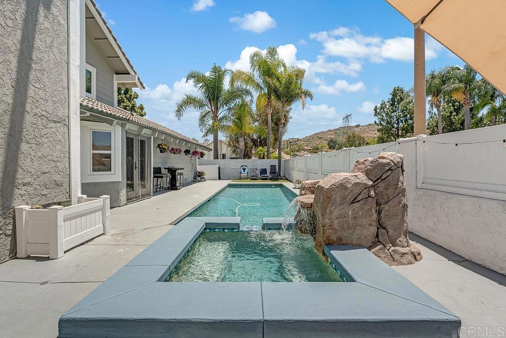 6098 E Silverspur Trail, Anaheim Hills CA 92807 - photo 1