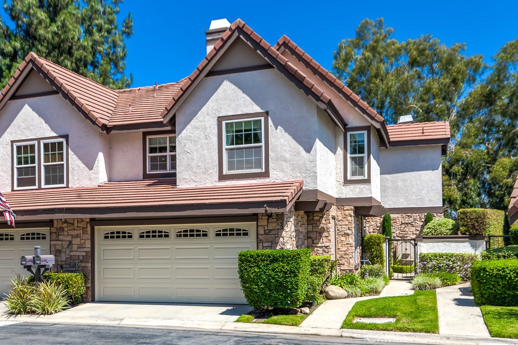 6107 E Morningview Drive 8, Anaheim Hills CA 92807 - photo 1