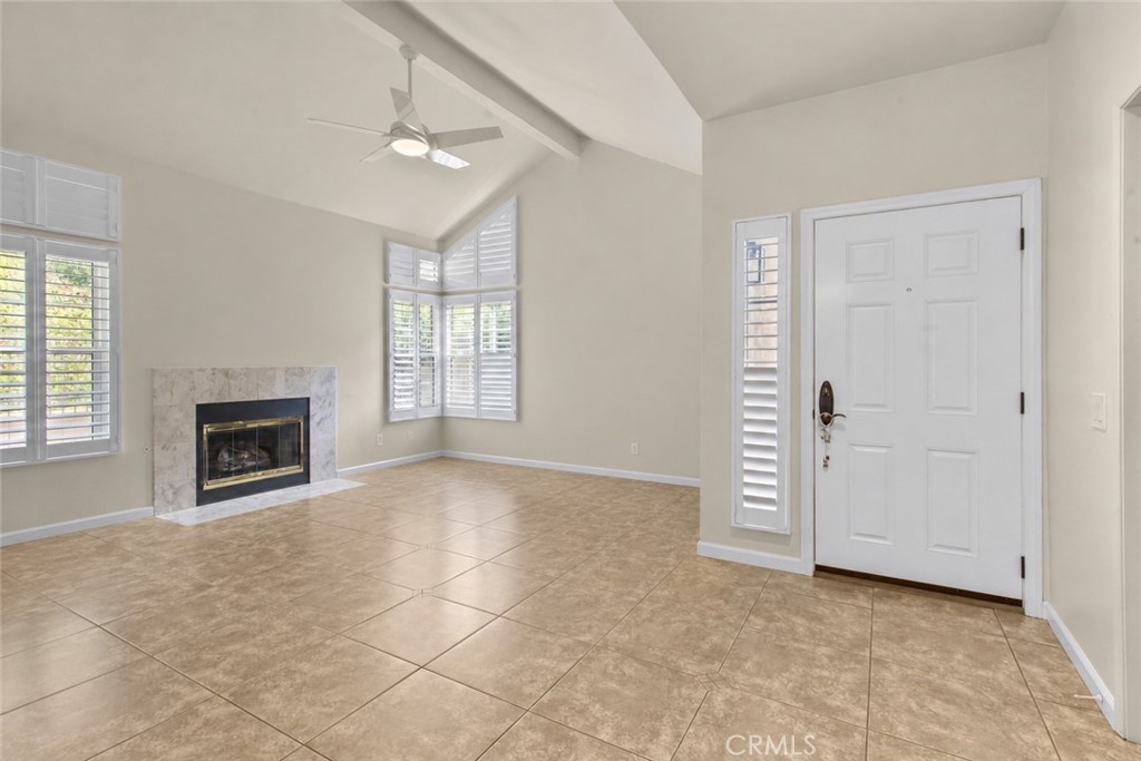 Living room - 6118 E Garnet Circle, Anaheim Hills CA 92807 - photo 4