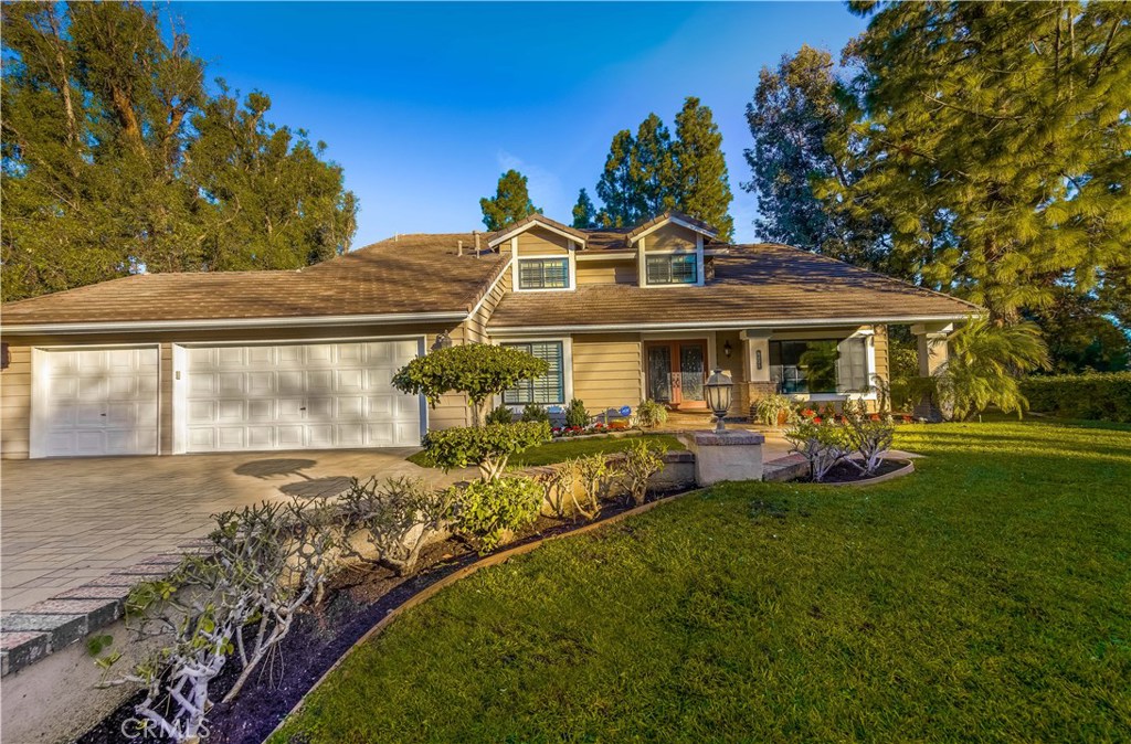 6121 E Via Sabia, Anaheim Hills CA 92807 - photo 1